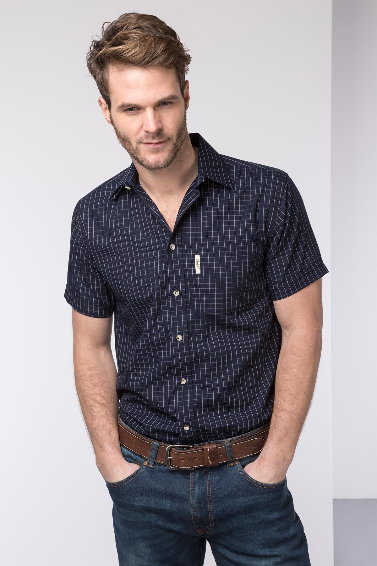 Whitby Navy - Mens Easy Care Short Sleeved Shirt